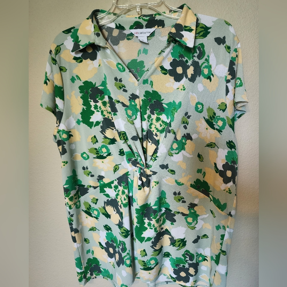 EUC Womens Liz Claiborne Floral Blouse